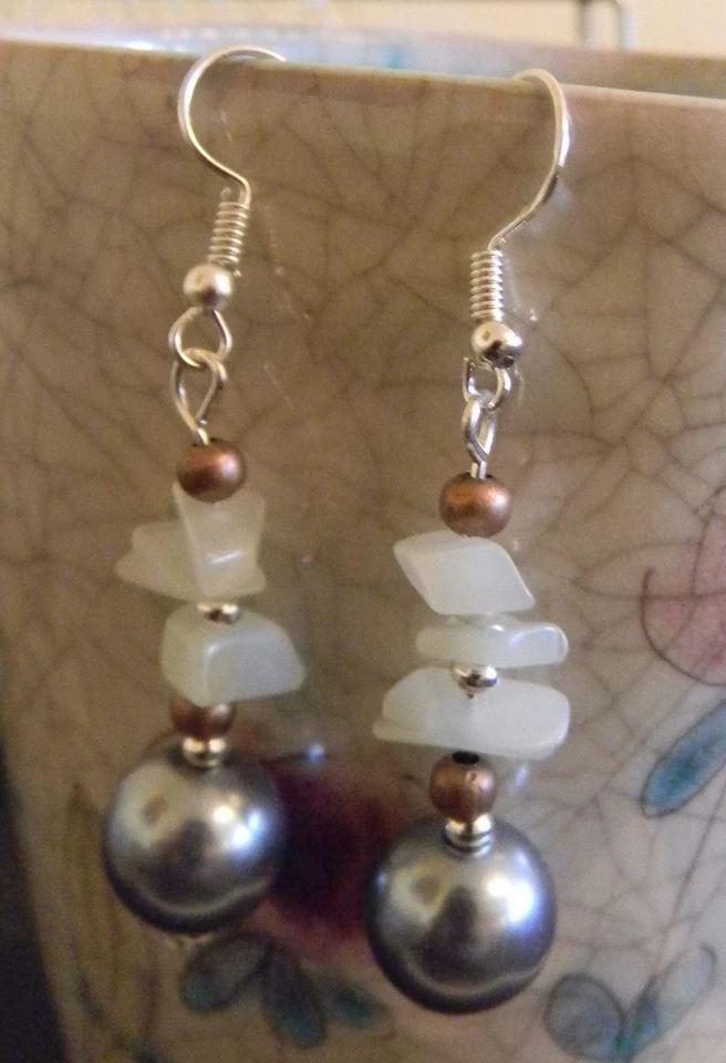 Perlmutt Perlen elegante Ohrringe 1 Paar Handarbeit grün Haken Sterling neu - Bild 2 von 4