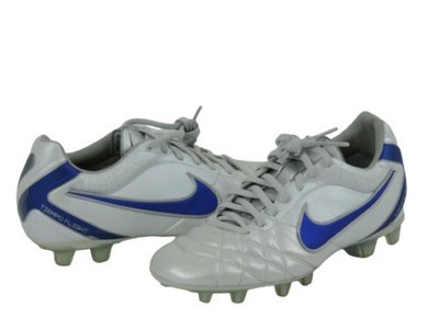 nike tiempo flight
