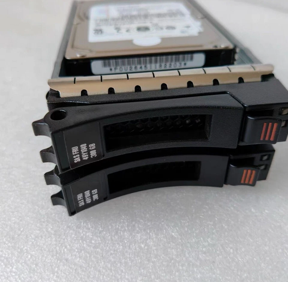 IBM 49Y1839 300GB 49Y1836 49Y1840 10K 6Gbps 2.5in 64MB SAS Hard Drive HDD - Image 2 of 2