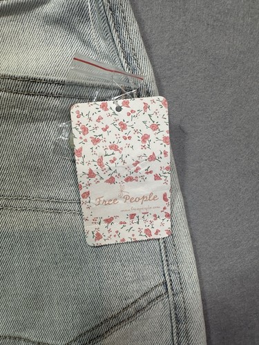 NWT We The Free People Womens Sz 27 Washed Denim Cut Off Jean Shorts Crvy - Picture 3 of 6