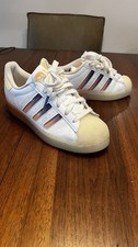 Adidas Superstar Zapatos Para Mujer Talla 5 Holográficos Rayas Puntera Concha Tenis Informales