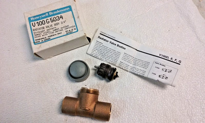 Honeywell Braukmann V100G5034 Radiator Valve Body 3/4'' Straight Pattern New Box
