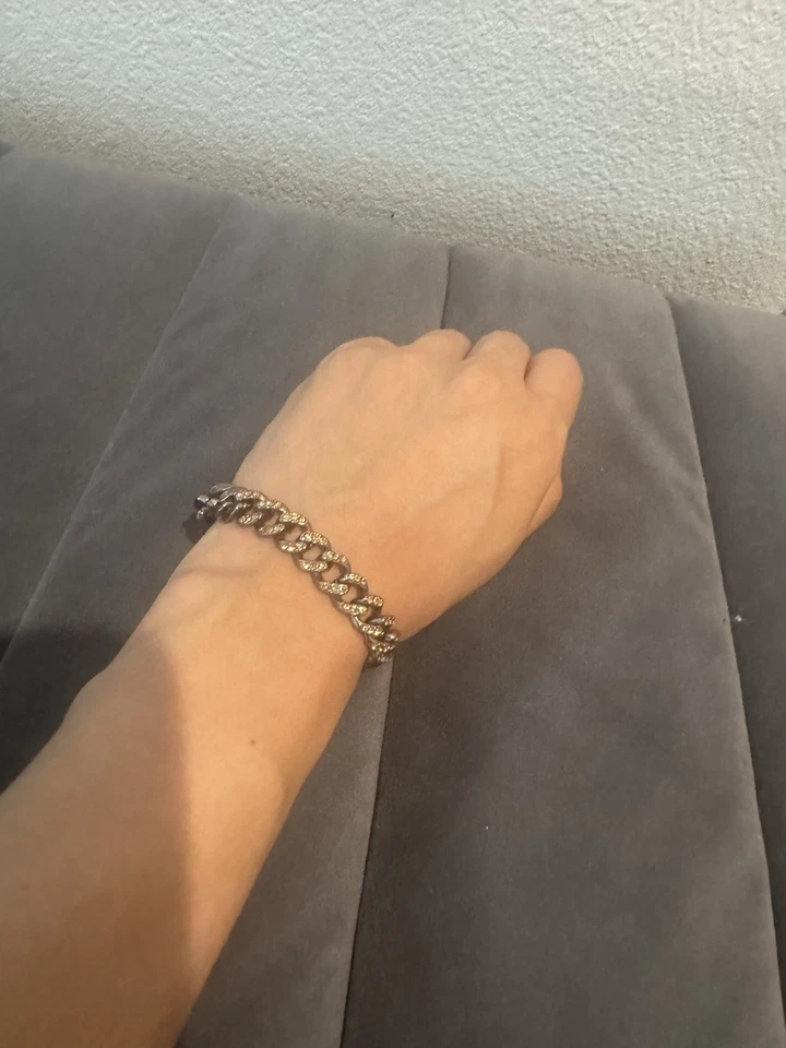 Pulsera de cadena vinculada con cristales Givenchy Foto 3 de 3