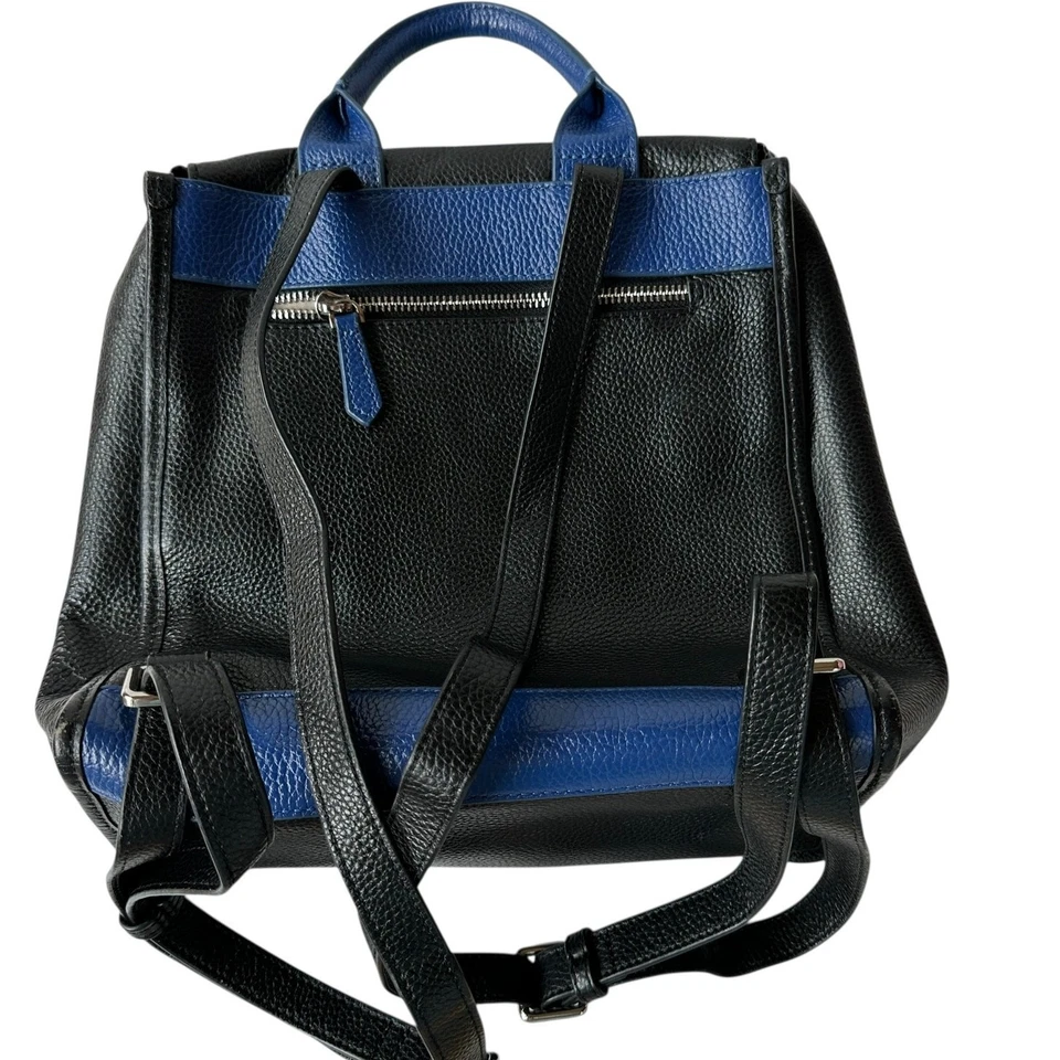 Mochila Guess Bolso Negro Azul Guijarro Cuero Plateado Metal Logo 10"x11.75"x4" Foto 3 de 4