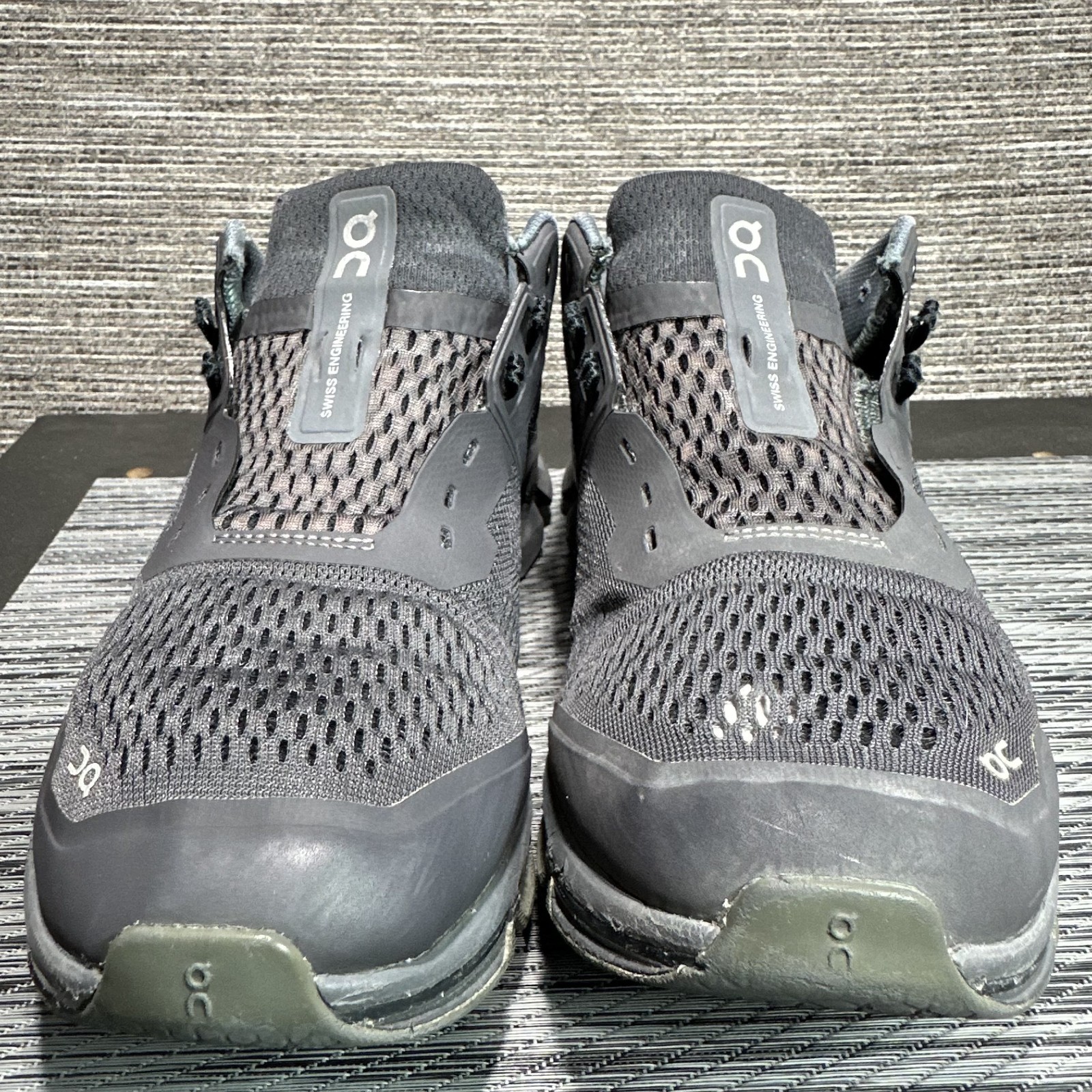 ON Cloud Cloudace Trainer Running Shoes Comfort B… - image 4