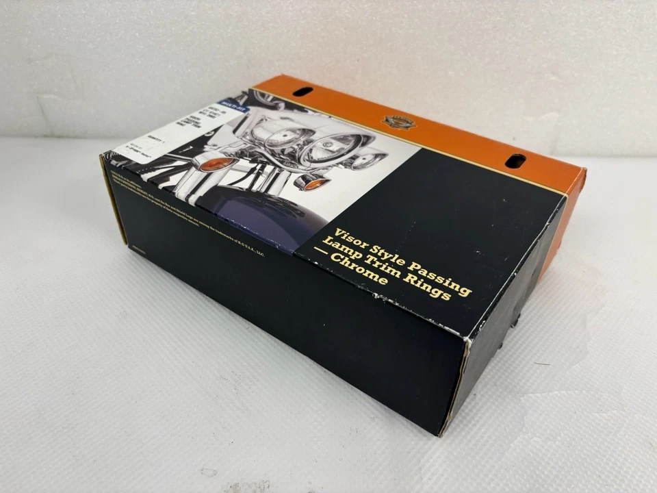 Paraseras de anillo de ajuste de lámpara de paso cromadas Harley Davidson 69732-05 totalmente nuevas Foto 2 de 4