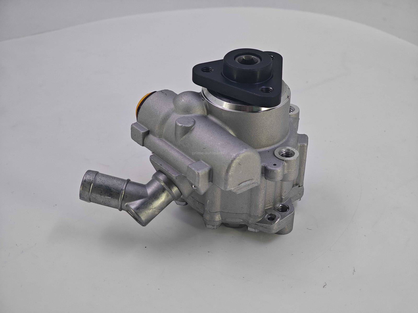 Maserati Levante 2017-2024 Power steering pump P/N 670034747