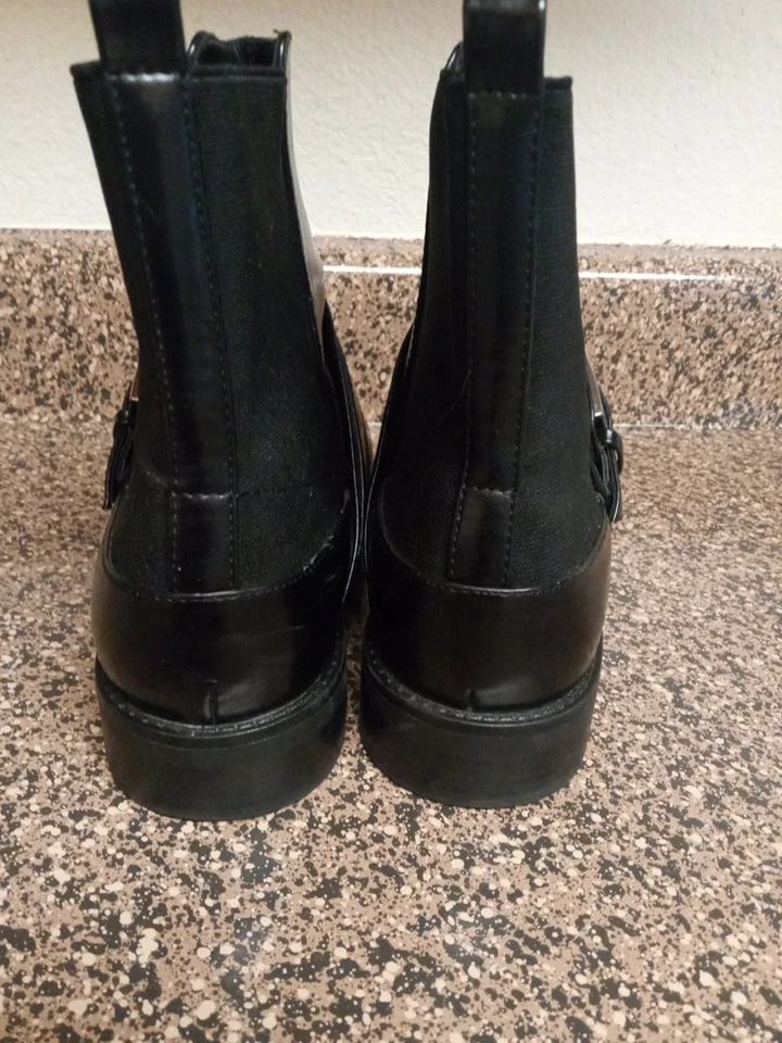 Botines Zara negros talla 40 Foto 2 de 4