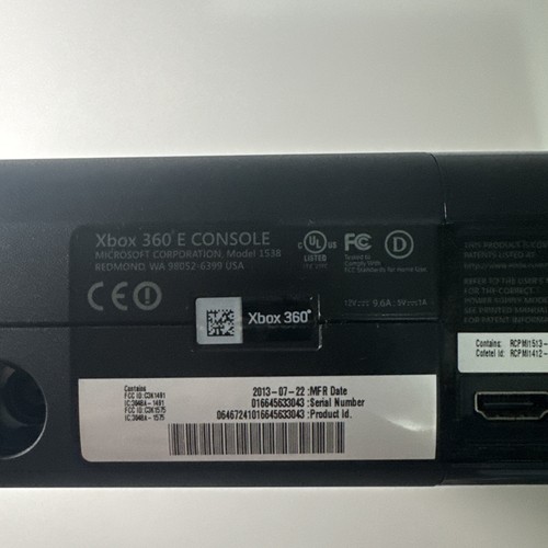 Paquete Microsoft Xbox 360 E Kinect + 10 juegos + 1 controlador - Probado - Imagen 16 de 17