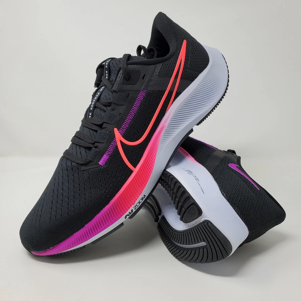 Nike Air Zoom Pegasus 38 Mens Size 11 Black Hyper Violet 
