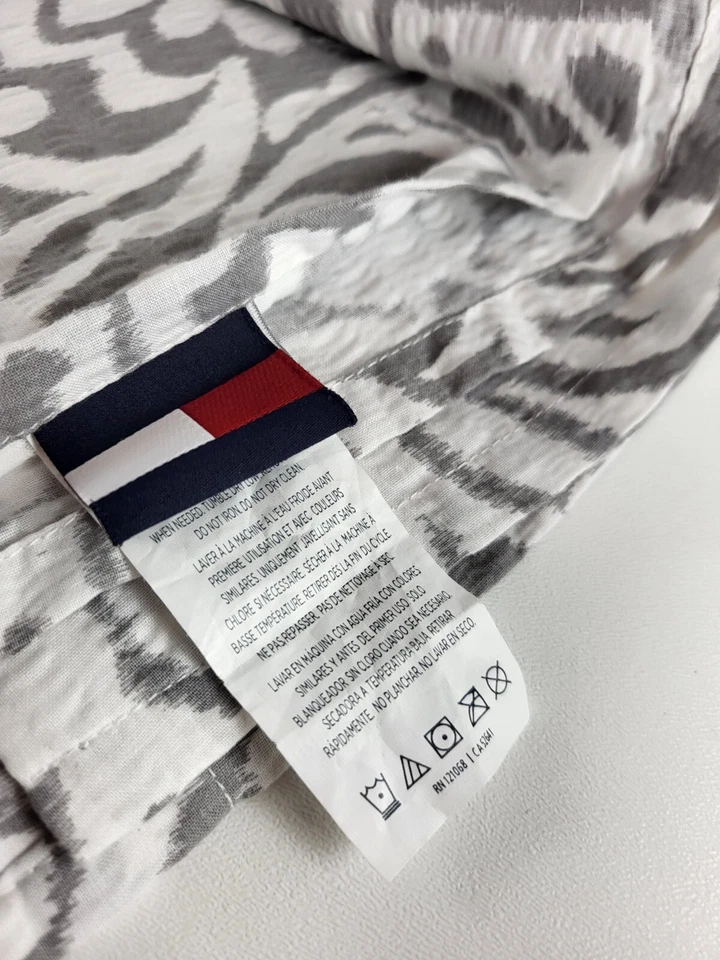 Tommy Hilfiger CORTINA DE DUCHA Gris y Blanco Foto 2 de 4