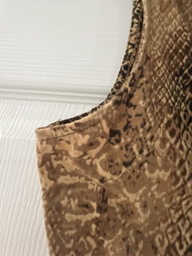 Ralph Lauren Snakeskin Print Ruffle V Neck Women’s Tank Size Small - Picture 7 of 8