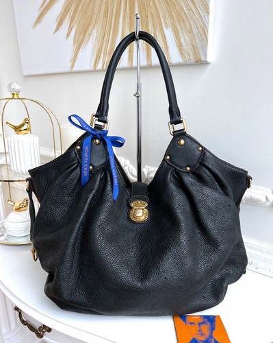 Authentic Louis Vuitton Mahina XL Leather Black Monogram Hobo Shoulder Bag B0809
