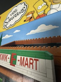 LEGO 71016 The Simpsons Kwik-E-Mart 100% Complete- W/ Manual & Box Excellent