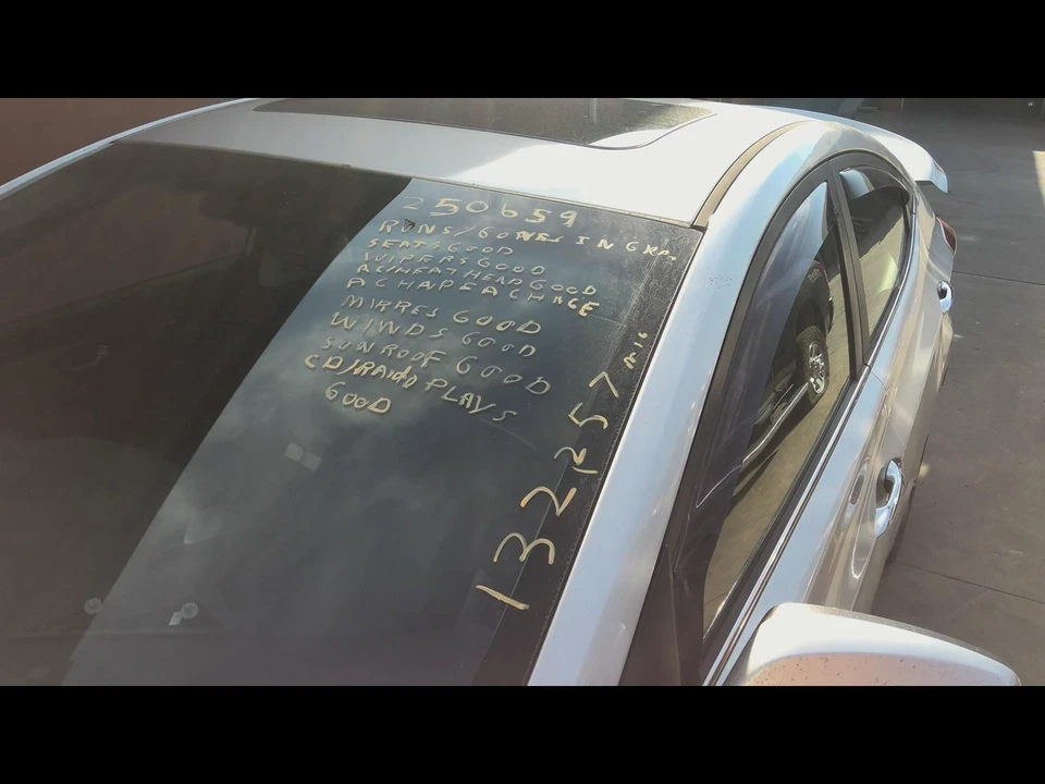 Conjunto de faros derechos usados se adapta a: proyector Hyundai Elantra Cpe 2015 R. Derecho Foto 2 de 4