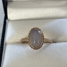9k Yellow Gold Blue Chalcedony Cabochon Ring