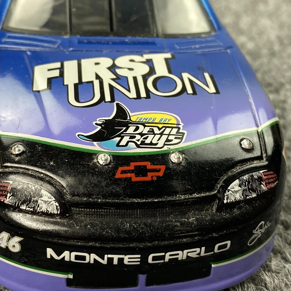 Coche troquelado vintage Jeff Green #46 1:24 Devil Rays Monte Carlo 1998 Revell NASCAR Foto 3 de 4
