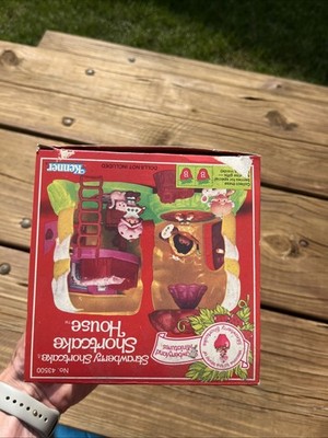 Vtg 1981 Kenner STRAWBERRY SHORTCAKE HOUSE Miniatures 43500 - Open Box