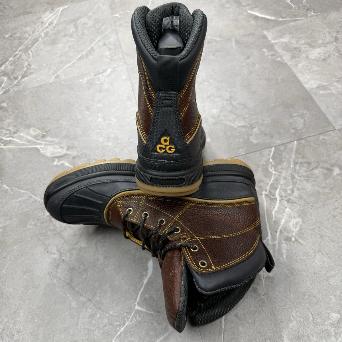 Nike ACG Woodside II 2 Brown Leather Winter Duck Boots 