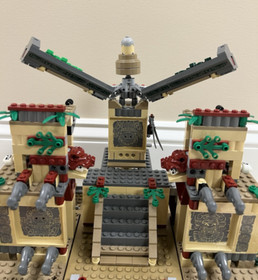 LEGO Indiana Jones: Temple of the Crystal Skull (7627) Used 100% complete No box