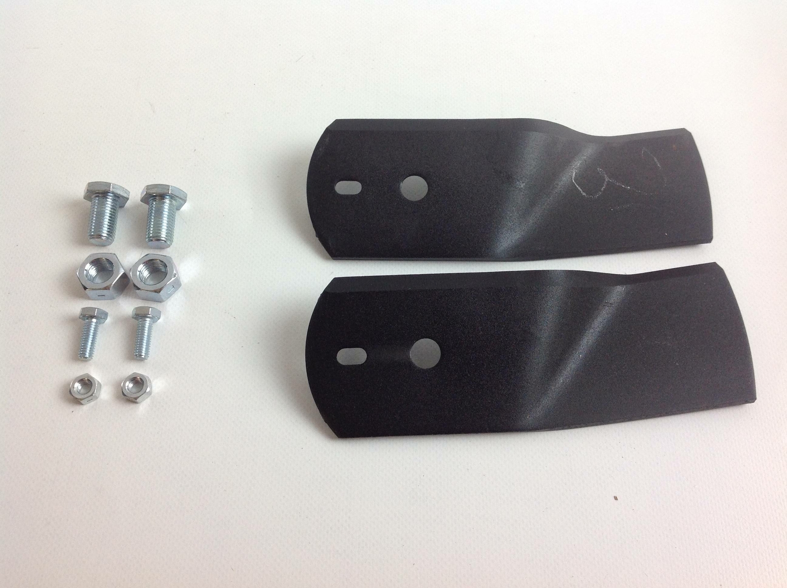 Lame Trattorino Stiga 1134-9074-02 Compatibili - Set 2 Pezzi Acciaio