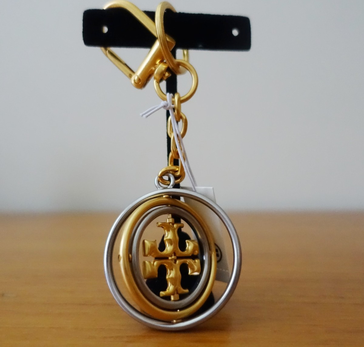 TORY BURCH ROTATING DOUBLE T KEY RING.NWT | eBay