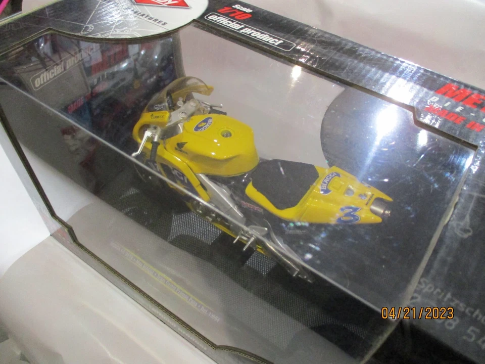 Moto Honda RC211V MAX BIAGGI TEAM CAMEL PRAMAC PONS Guiloy Scala 1/10 REF. 13694 - Immagine 2 di 4
