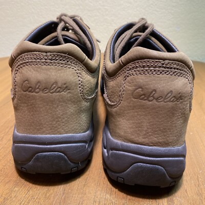 Cabela display picture 1