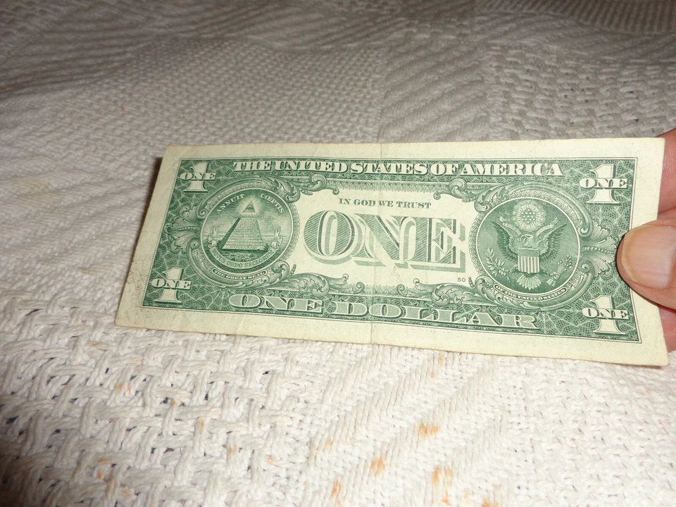 BIRTH OF A NATION BILL L1-1776-7-4-7C one dollar bill - Image 2 of 2