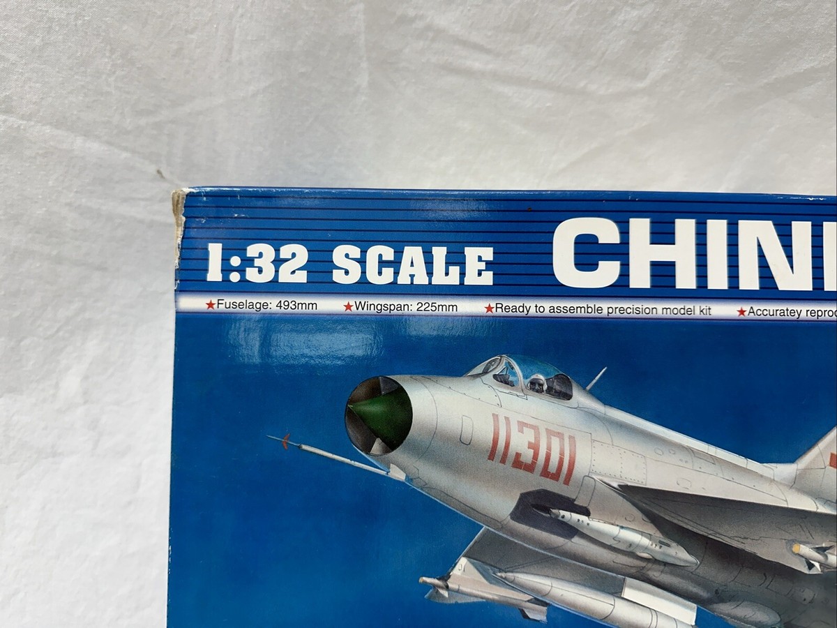 Trumpeter 1/32 Chinese F-7 II Fighter Plastic Model Kit PLA MIG-21