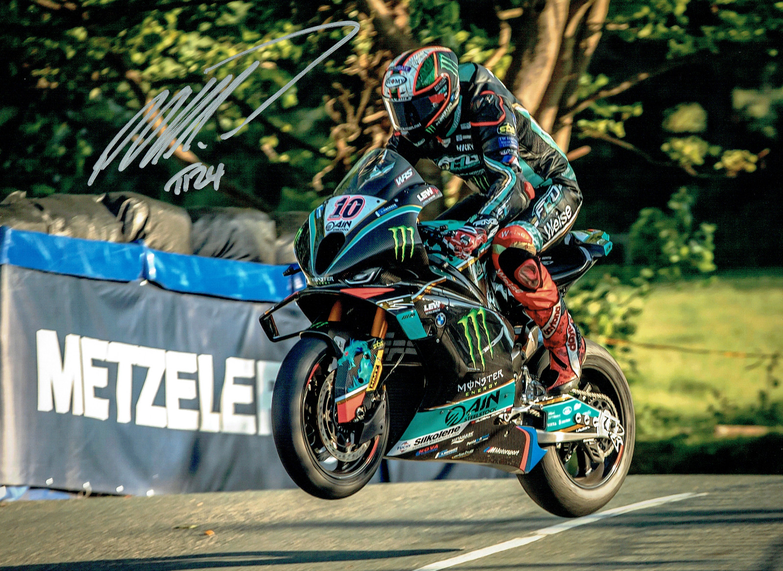 Peter Hickman 2024 Isle of Man Superbike TT Winner signed 10 x 8 picture.