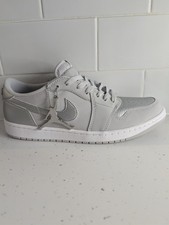Nuove scarpe da ginnastica Nike Air Jordan 1 Low OG 'Metallic Silver' taglia UK 11 da uomo