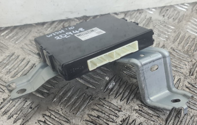 Toyota Wish power management control ECU module 1.8L Petrol 2ZR-FAE Auto 09-11