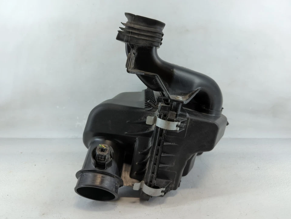 2016-2019 Ford Explorer Air Cleaner Intake-duct Hose Tube EAMCM - Image 3 of 4