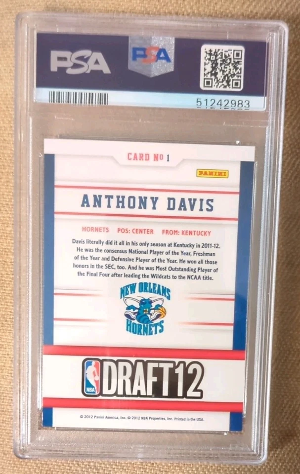 2012-13 Panini NBA Hoops Draft Night Anthony Davis RC #1 PSA 9 Estado perfeito - Imagem 2 de 2