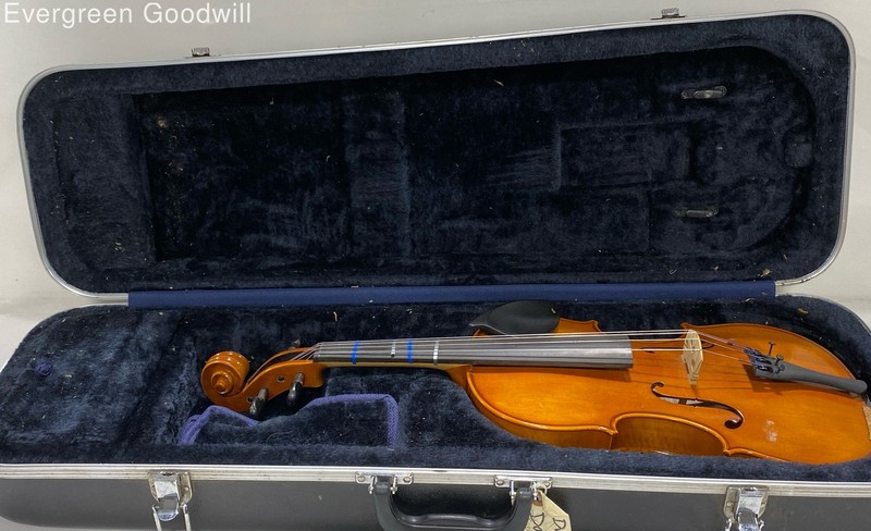 Eastman VA-100 Vintage 15" Viola w/ Case