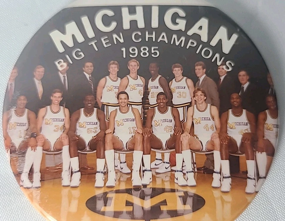 1985 Michigan Wolverines Basketball Vintage Big 10 Champions 3.5" Pin Button - Image 2 of 3