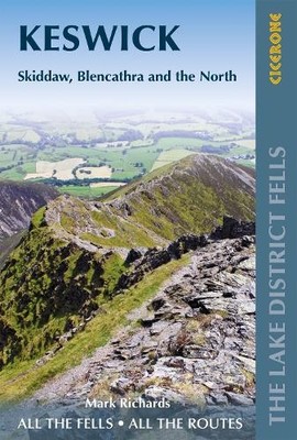 Mark Richards Walking the Lake District Fells - Keswic (Taschenbuch) (US IMPORT)
