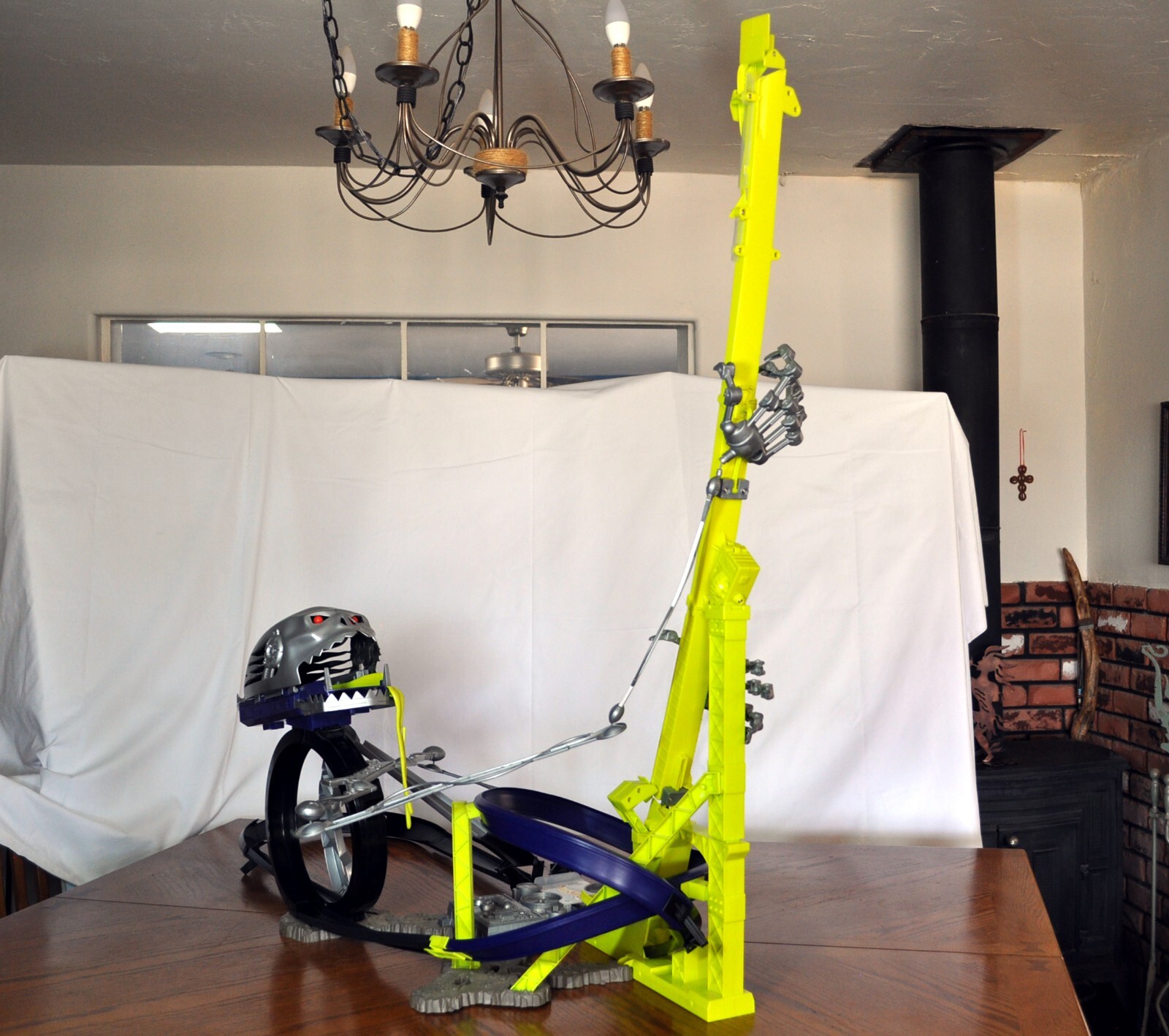 HOT WHEELS Cyborg Attack CYBORG ASSAULT Playset 2004 Mattel TRACK Only NO CARS