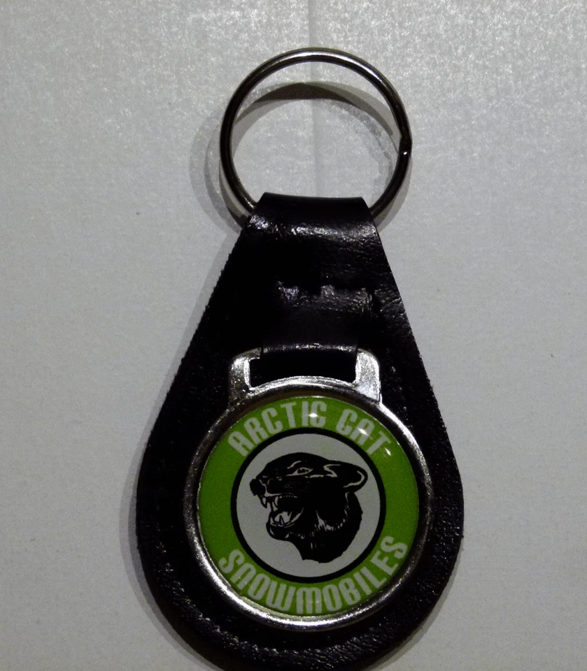 Reproduction Vintage Arctic Cat Green Head Snowmobile Leather Keychain (080)