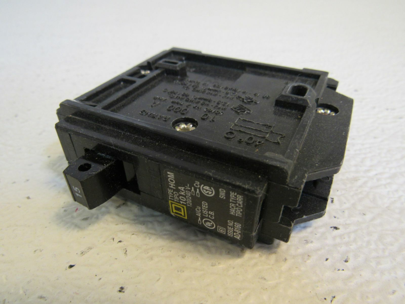 Square D Circuit Breaker 15 AMP Single Pole 120/240 V AD-8160