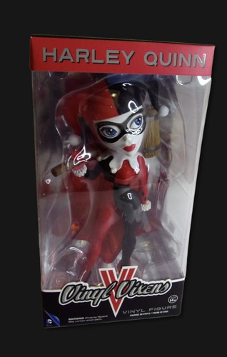 Funko Vinyl Suger Vixens Harley Quinn Figure Statue DC Comics 9” New In Box - Picture 4 of 5