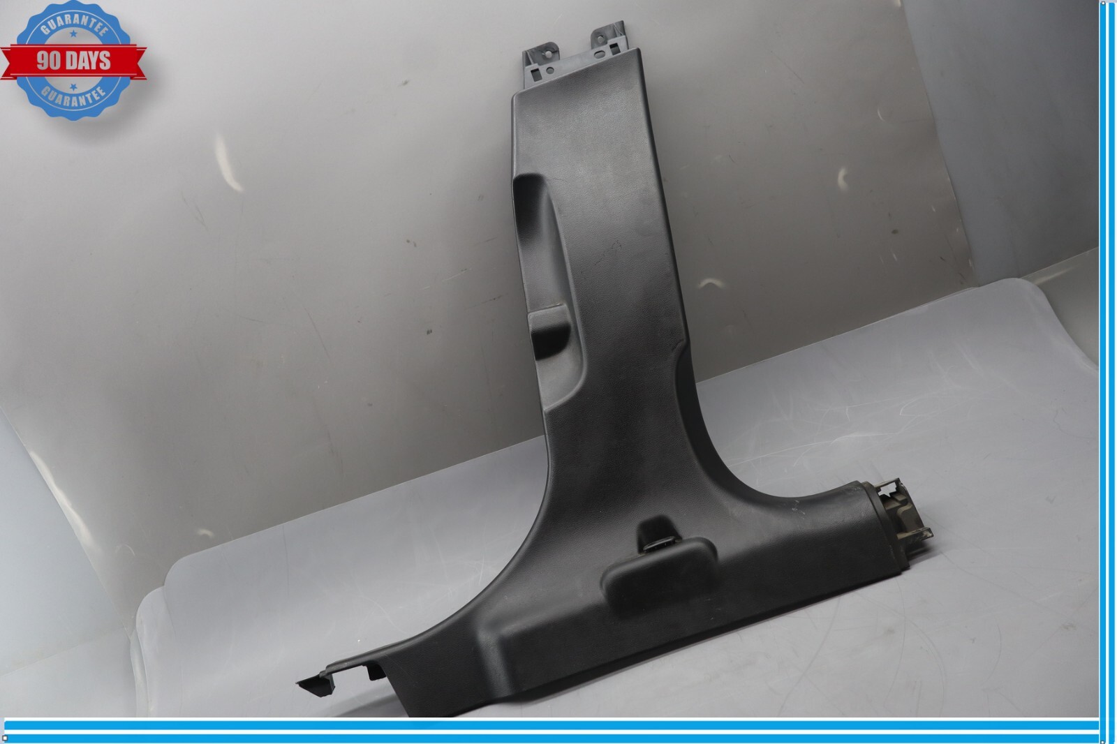 14-17 Maserati Ghibli Right B Pillar Lower Trim Cover Panel 06700204030 Oem