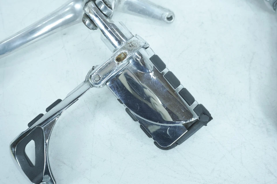 Harley Sportster XL1200 C 2009 personalizada OEM pie izquierdo derecho clavijas de control de freno Foto 2 de 4