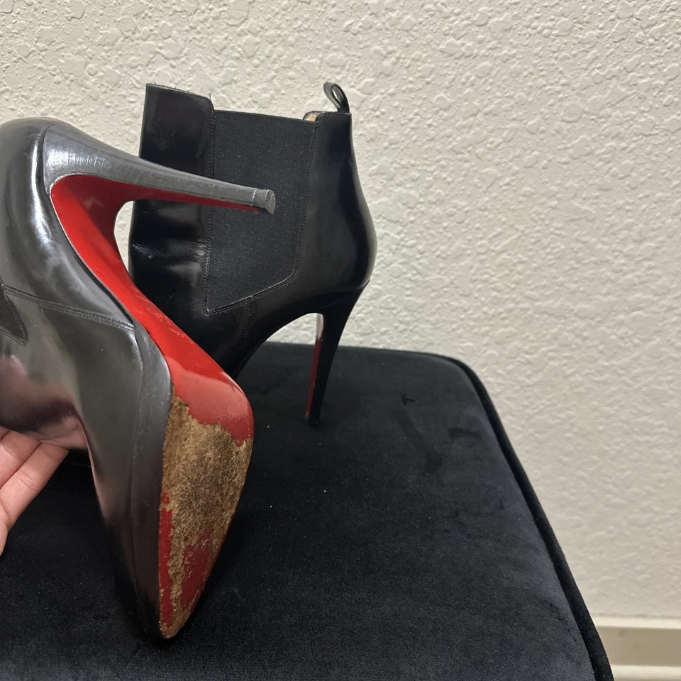 BOTAS CHRISTIAN LOUBOUTIN Foto 2 de 4