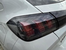 Feu arrière Peugeot 208