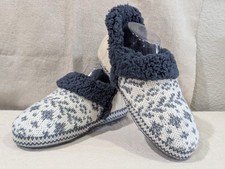 Muk Luks Knit Snowflake Shearling Lined Women's M 7-8 Lounge Slippers Comfy