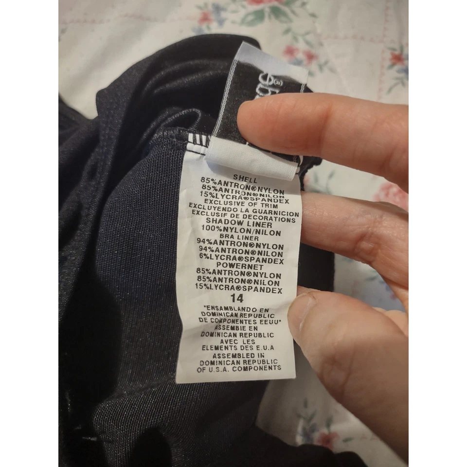 Traje de baño de una pieza Longitude años 80 de colección M rosa/negro retro playa piscina vacaciones  Foto 4 de 4