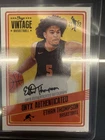 2021-22 Onyx Vintage Ethan Thompson 2/5 Black Auto Autograph