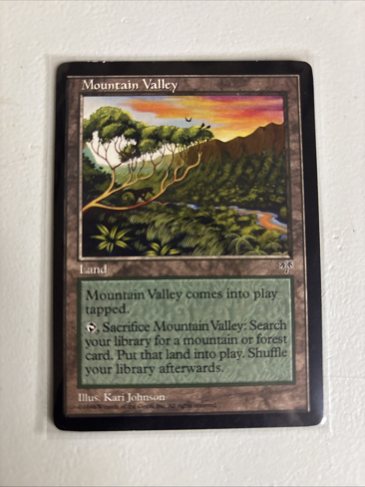 Magic The Gathering Mountain Valley Mirage Regular